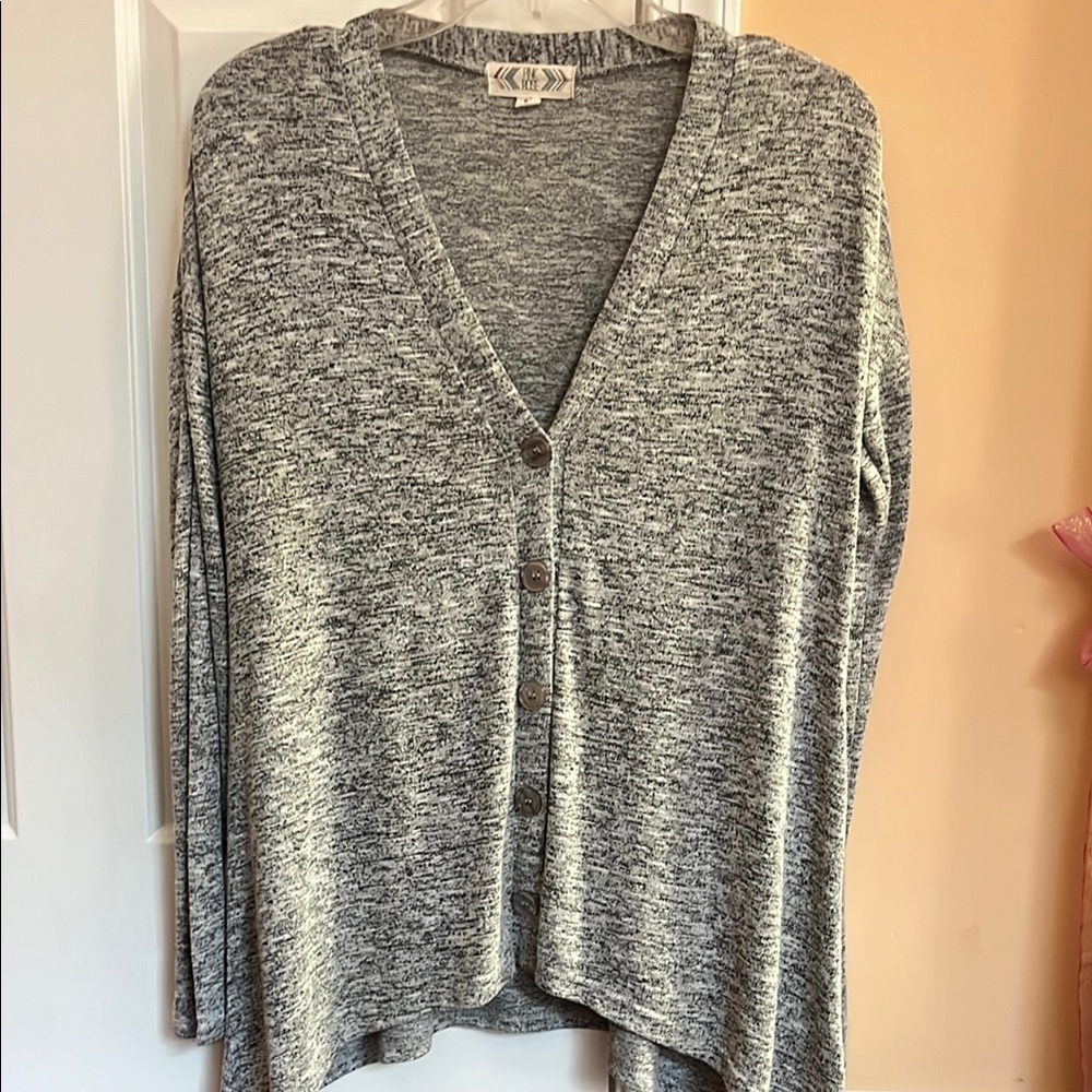 Women’s Pink Rose Button-Up Brushed Gray Sweater. Size S.